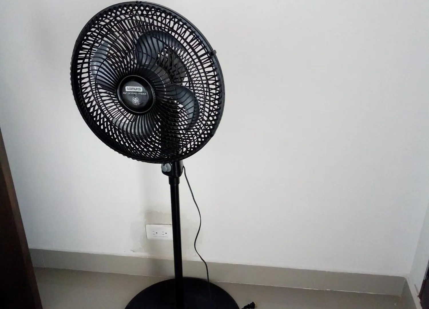 S32 Bello Apartamento Con Balcon En Laureles Estadio Medellin Colombia