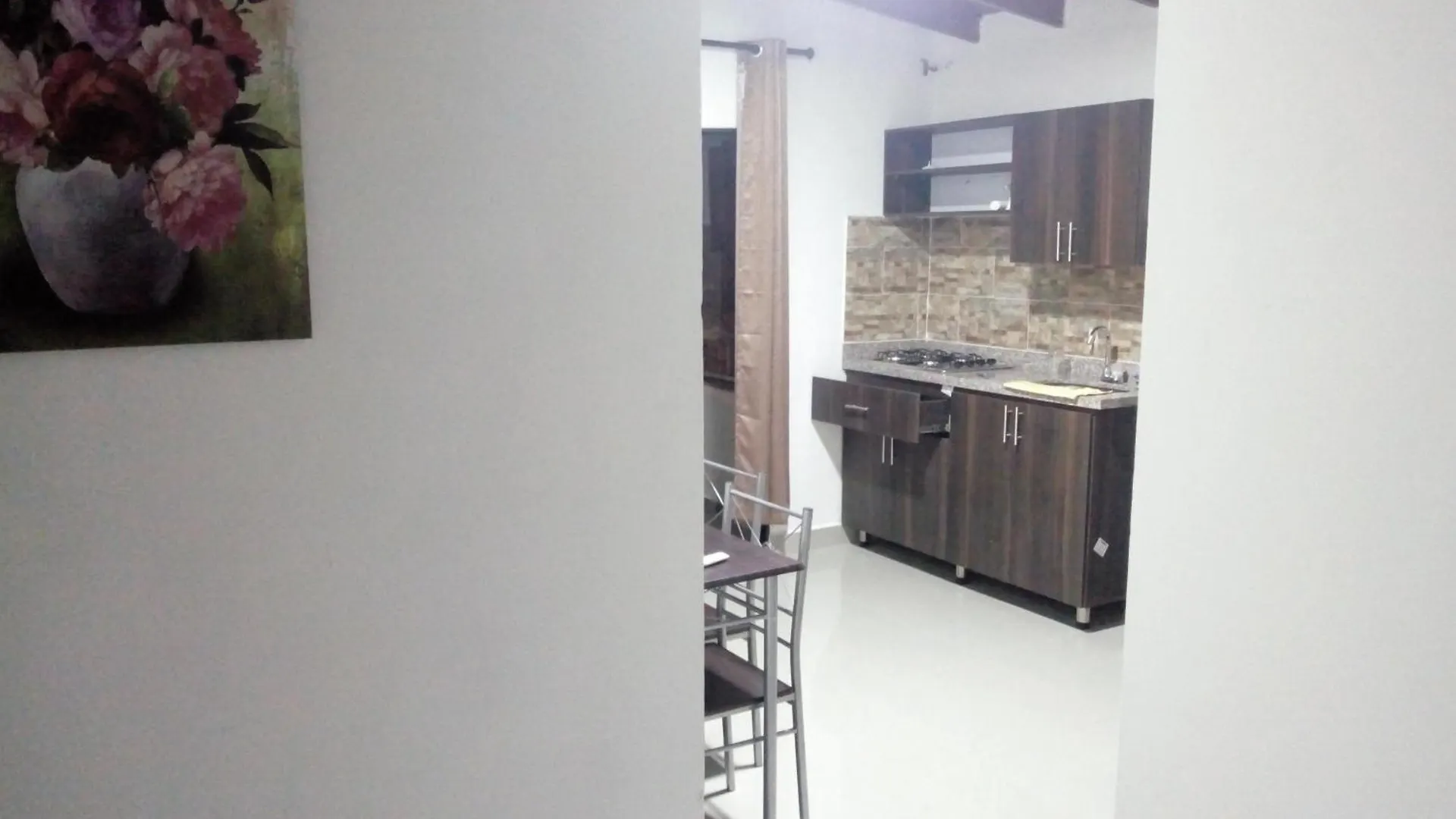Apartment S32 Bello Apartamento Con Balcon En Laureles Estadio Medellin